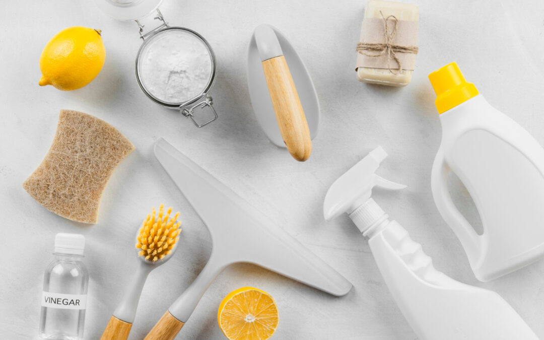 Non-Toxic Cleaning Hacks for Apartments in Colorado: Safe for Kids & Pets