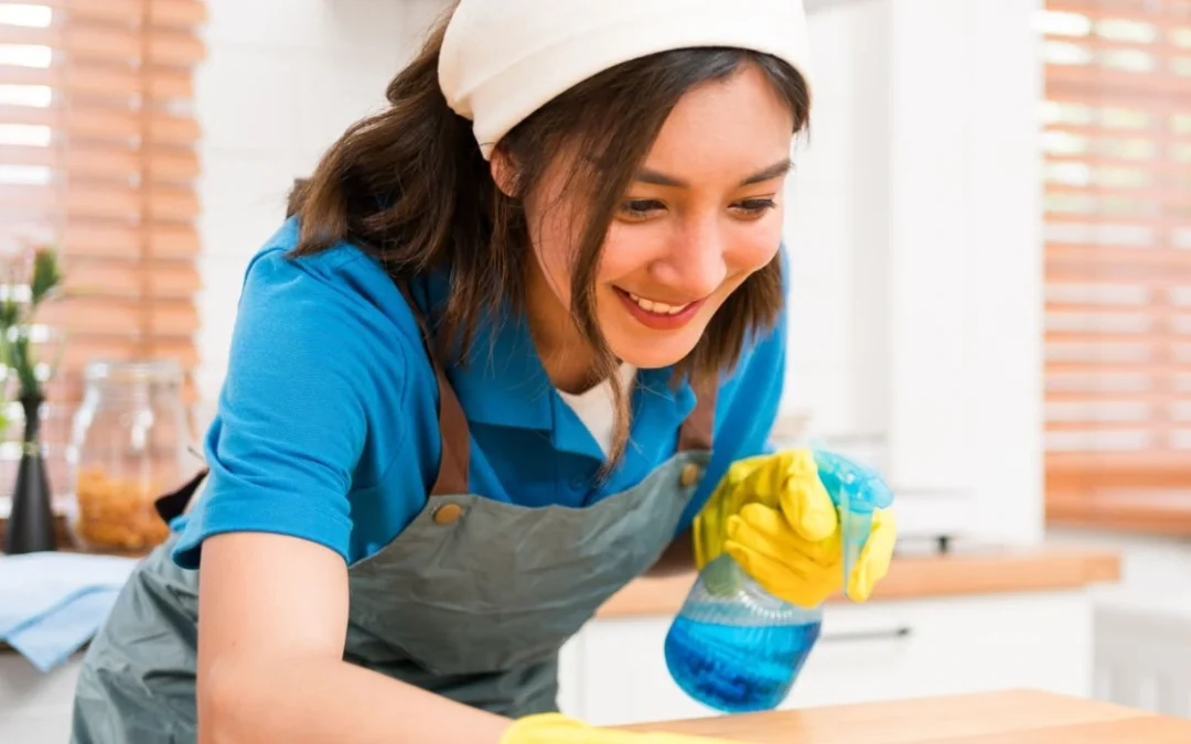 What should a cleaner do in 2 hours in Florida?