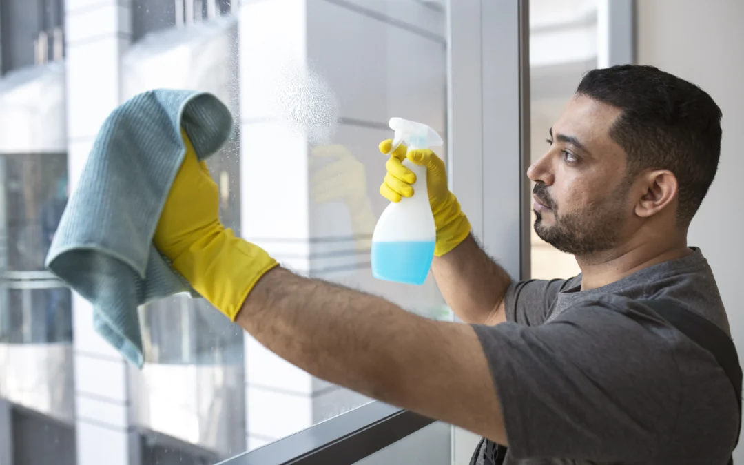 What Should I Expect from a Commercial Window Cleaning Service?