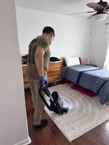 Do house cleaners bring their own supplies in Castle Pines Villages