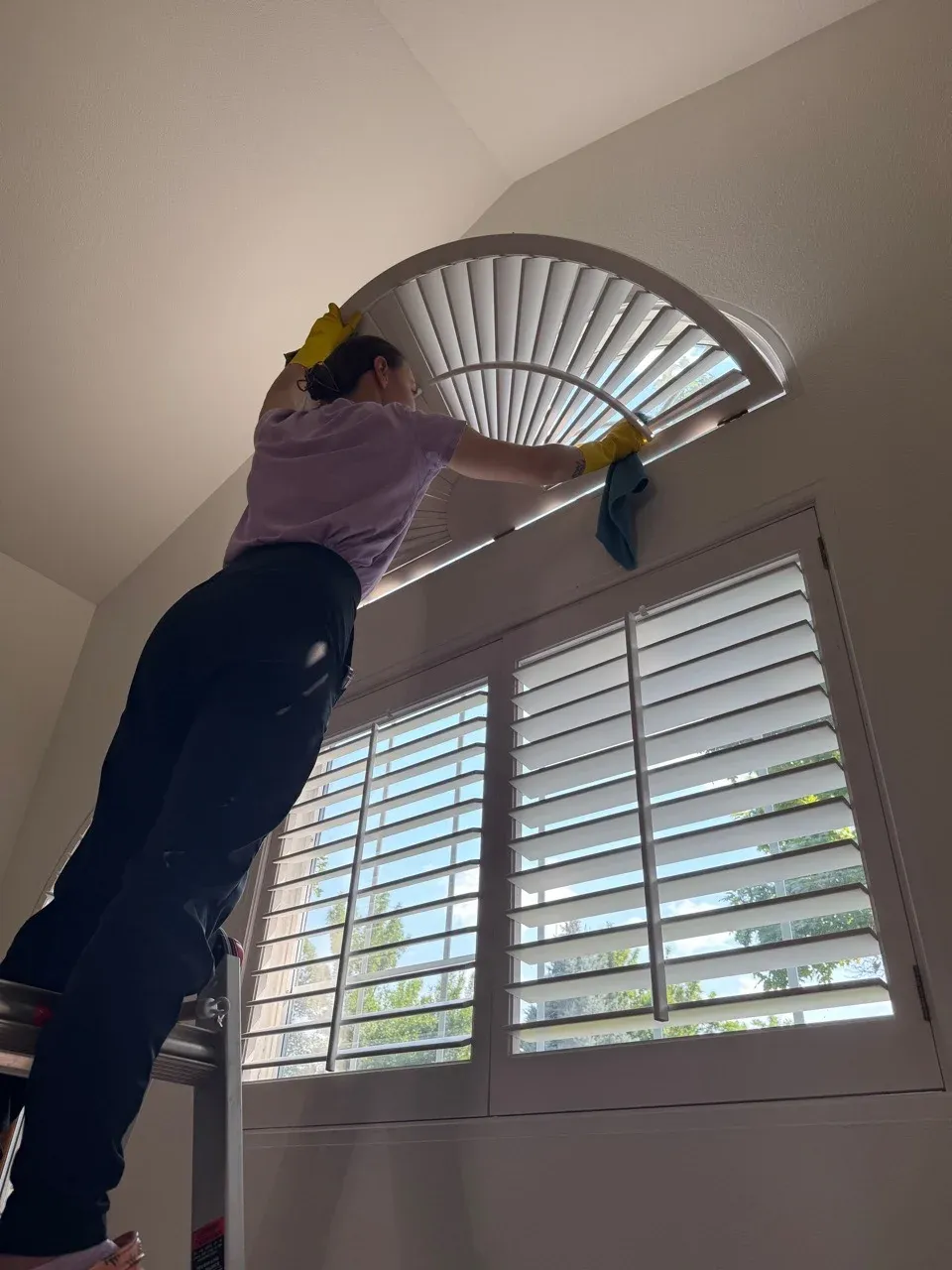 rofessional-house-cleaning-services-castle-pines-villages Are professional house cleaning services worth it in Castle Pines Villages